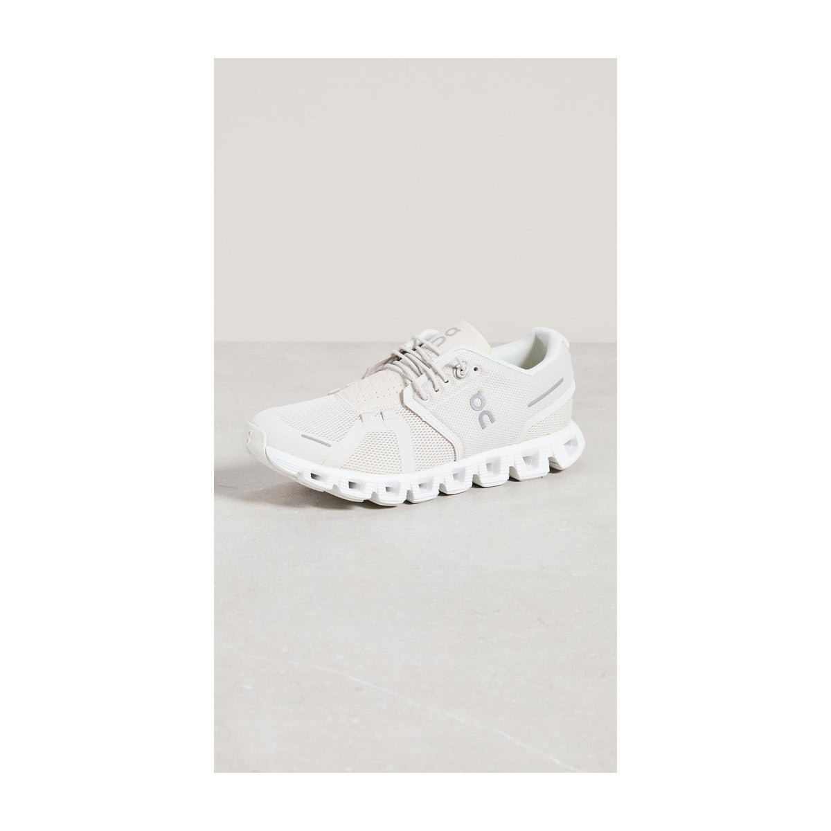 On Women's Cloud 5 Pearl/White