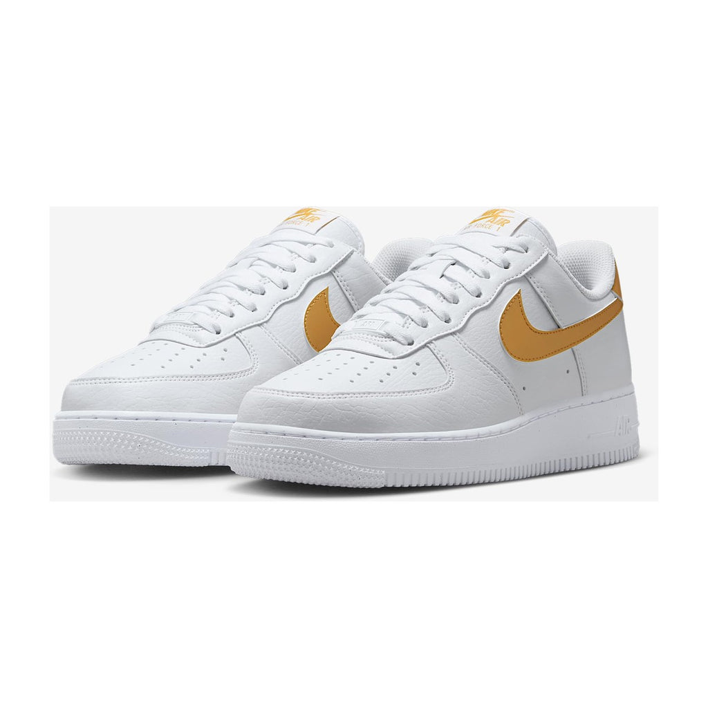 Nike Women's Air Force 1 07 Le Low Gold White/Metallic