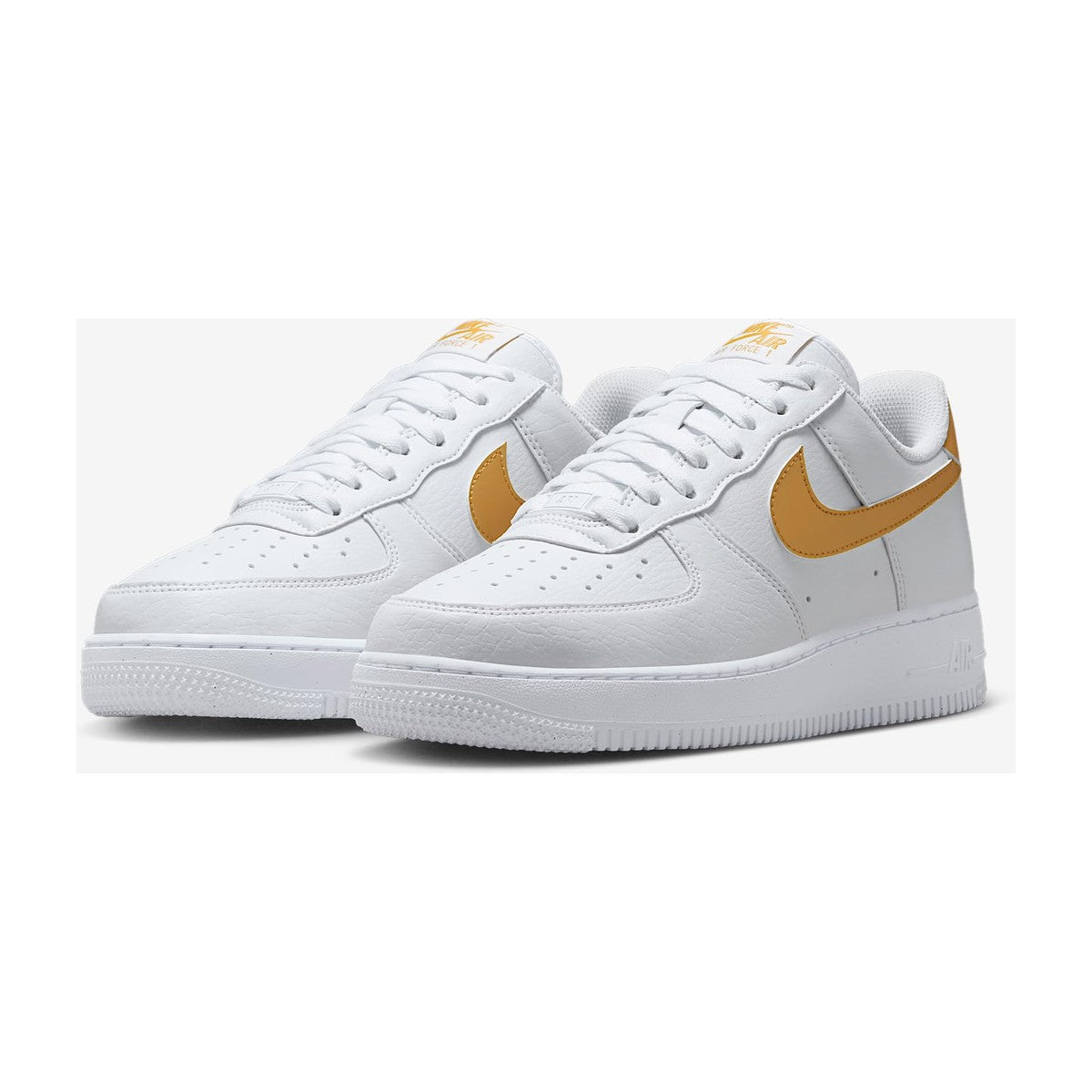 Nike Women's Air Force 1 07 Le Low Gold White/Metallic