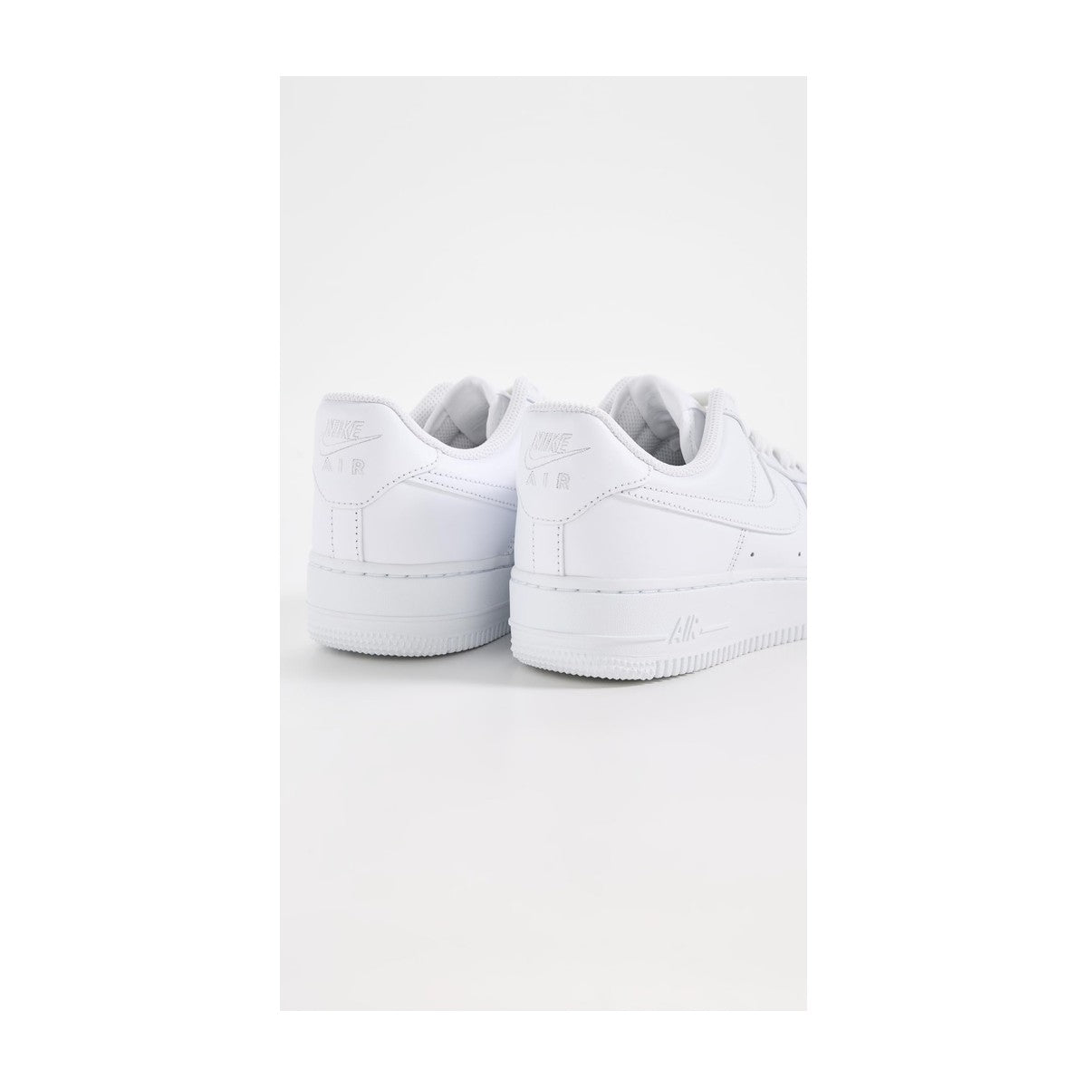 Nike Women's Air Force 1 07 White Metallic Logo