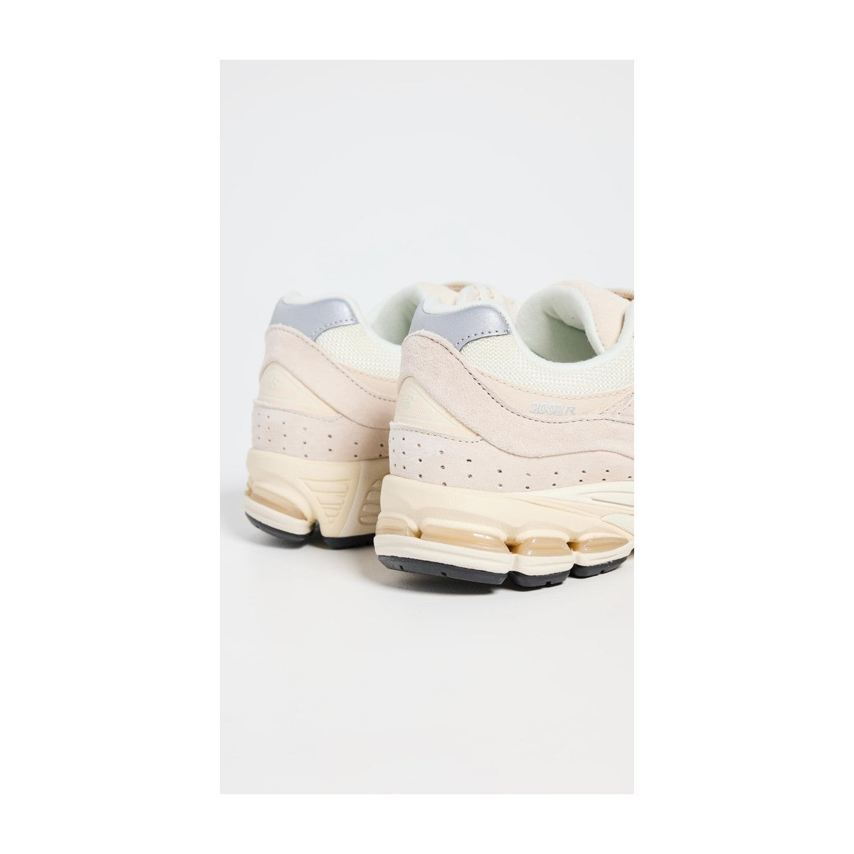 New Balance Men's 2002R V1 Calm Taupe